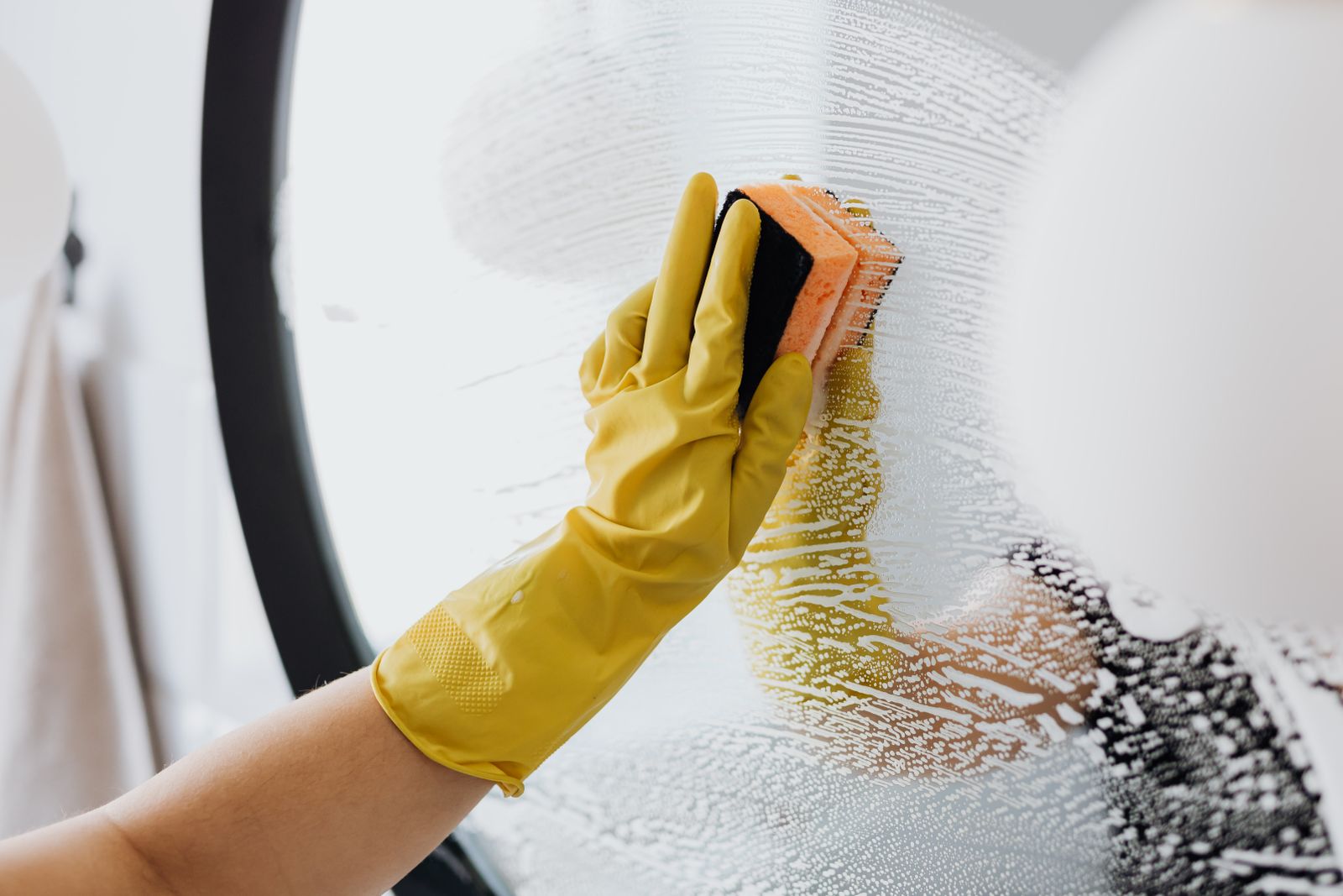 A professional Green Cleaners cleaner at work in a London home